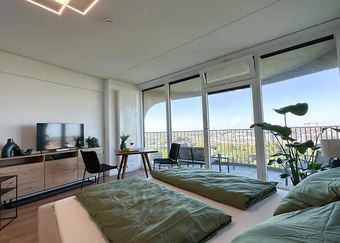 Helles Mit Tollem Blick Ueber Apartmán